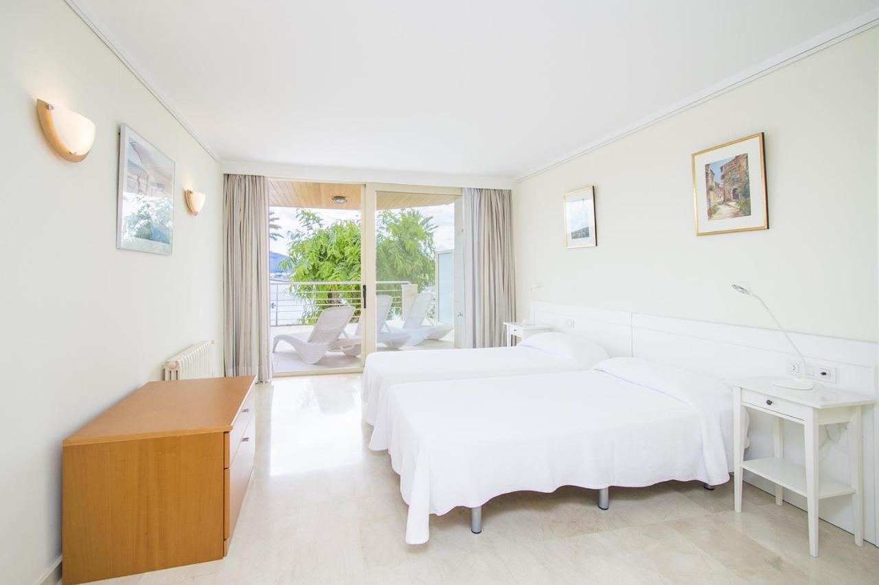 Seafront Ap Acuario Apartment Port de Pollenca Luaran gambar